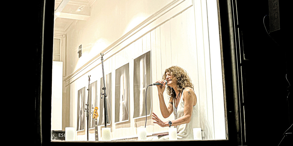 Das Marcella Artfacts in Hallau ist wieder fixer Bestandteil der Museumsnacht. Unter anderem performt die Liedermacherin Sonix im Hallauer Kulturhaus.