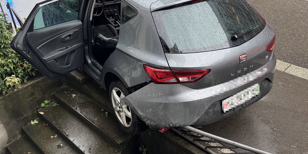 Die Frau blieb beim Unfall unverletzt.