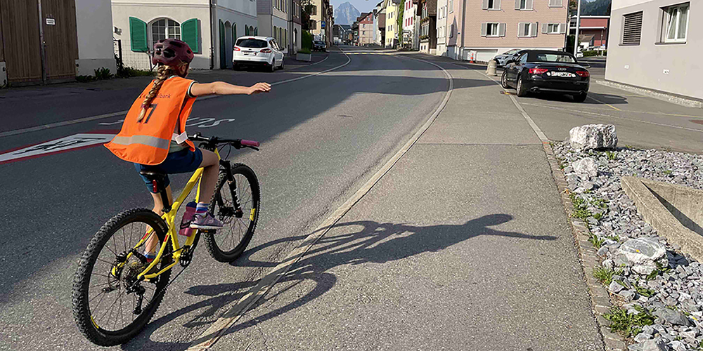 Veloprüfung in Einsiedeln.