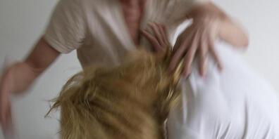 Opfer häuslicher Gewalt sollen sich im Kanton Glarus besser vor dem Täter oder der Täterin schützen können. (Symbolbild)