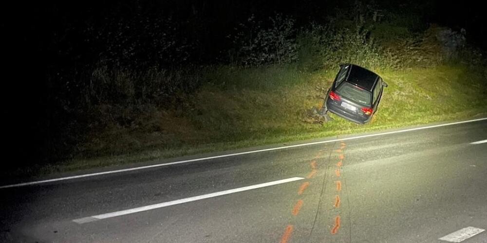 Bei einem Verkehrsunfall wurde ein 36-Jähriger in Ramosch GR mittelschwer verletzt.