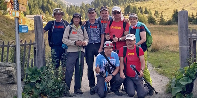 Gruppenbilder der TeilnehmerInnen der Wanderwoche 2024 von insieme Rapperswil-Jona.