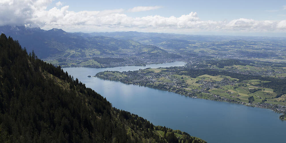 Blick auf das Küssnachterbecken des Vierwaldstättersees. Mit Meggen LU und Küssnacht SZ gehört diese Gegend zu den Top-Wohnlagen der Schweiz. (Archivaufnahme)