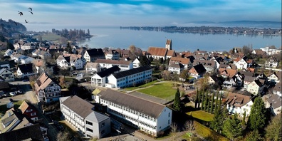 Die Schule Ermatingen aus der Vogelperspektive.