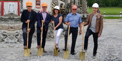 Foto (von links nach rechts): Paul Hager, Michael Böckmann, Monika Böckmann, Heinz Böckmann, Luca Glaus.