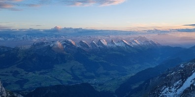 Blick vom Säntis auf die Churfirsten.