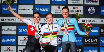 Jasmin Liechti aus Burgdorf (links) ist Vize-Weltmeisterin im Zeitfahren der U23-Kategorie.