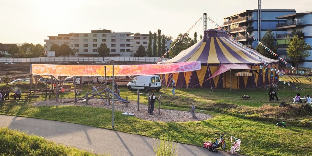 Das Fàrbifestival zog Gross und Klein an.