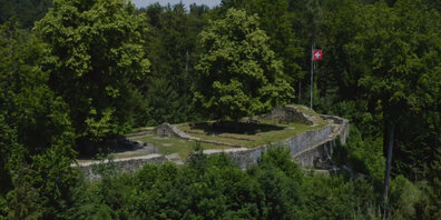 Die Burg Alt-Landenberg soll um 1200 erbaut worden sein.