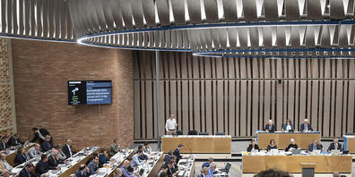 Das Zürcher Stimmvolk wird voraussichtlich darüber abstimmen, ob es die Unternehmenssteuern weiter senken will. Die SP ergreift das Referendum gegen den Kantonsratsentscheid vom Montag. (Archivbild)