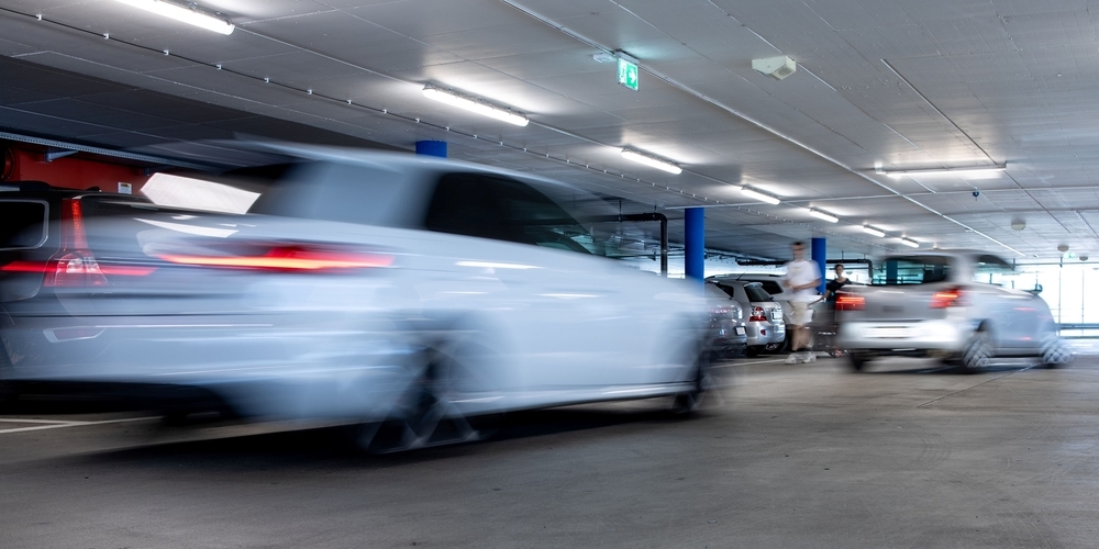 Zeit, Nerven und Treibstoff sparen bei Suche nach freien Parkplätzen: Der an der OST entwickelte «ParCaster» ist für die Öffentlichkeit als Webversion bereit. (Themenbild)