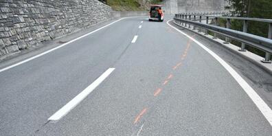An dieser Stelle in Davos hat sich der Motorradfahrer bei einem Selbstunfall mittelschwer verletzt.