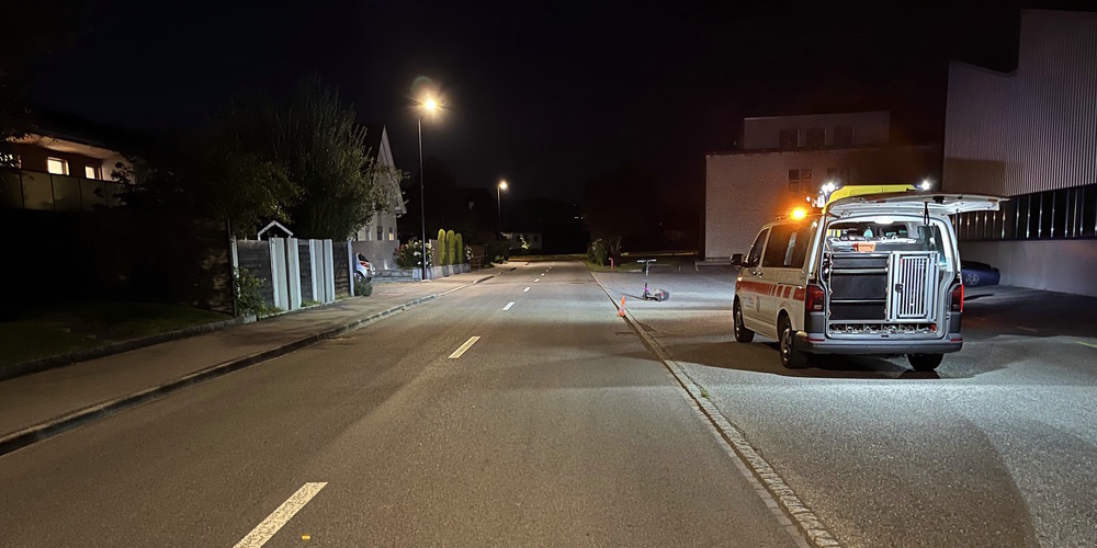 Als die beiden den Bordstein berührten kam es zum Sturz.
