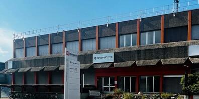 Von der geplanten Schliessung der Druckerei SharePrint AG in Zofingen AG sind 20 Mitarbeitende betroffen.