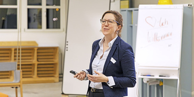 «Schöne neue Arbeitswelten gestalten» heisst der Titel des Fachvortrags von Prof. Dr. Alexandra Cloots am 27. August um 17 Uhr an der OST.