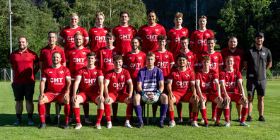 Vorne von links: Raffael Räss, Ramon Wüst, Joel Kobler, Robin Haltiner, Hosseyn Heydari, Benjamin Thür, Nando Steiger; Mitte von rechts: Fabio Klingler (Co-Spielertrainer), Francesco Bologna (Trainer), Jan Baumgartner, Andrin Wüst, Samuel Lüchinger, Noel Lüchinger, Marcel Seitz, Michael Dietrich, Kristian Karamarkovic (Torhütertrainer), Marco Rolli (Coach); Oben von rechts: Fabian Lüchinger, Riccardo Wörnhard, Julian Dietsche, Darryl Thurnherr, Valentin Appert, Nico Lüchinger, Es fehlen: Fabian Wüst, Sven Eugster, Sandro Lüchinger, Kjetil Hutter