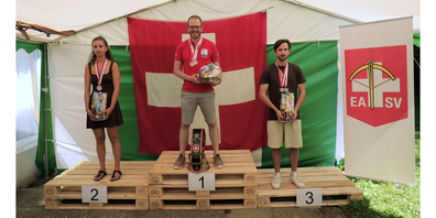 Svenja Wehle Renato Harlacher und Sven Bachofner (r.) haben es aufs Podest geschafft.