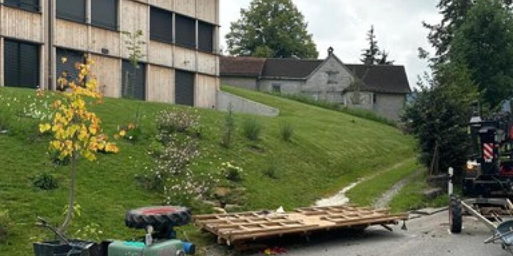 Der Unfall ereignete sich in einer langezogenen Kurve in Haslen AI.