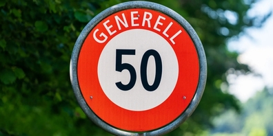 Tempo 60 war gestern: Auf der Goldküsten-Seestrasse gilt jetzt fast überall Tempo 50.
