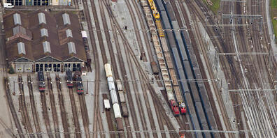 Bei der Ausfahrt aus dem Bahnhof Olten SO ist am 6. Juni 2024 ein Regionalzug entgleist, laut Sust-Bericht weil eine Weiche gestellt wurde. (Archivbild)