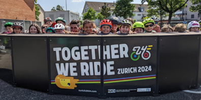 Alle Helfende erhalten eine Uniform der Rad-WM sowie kostenlose Verpflegung.