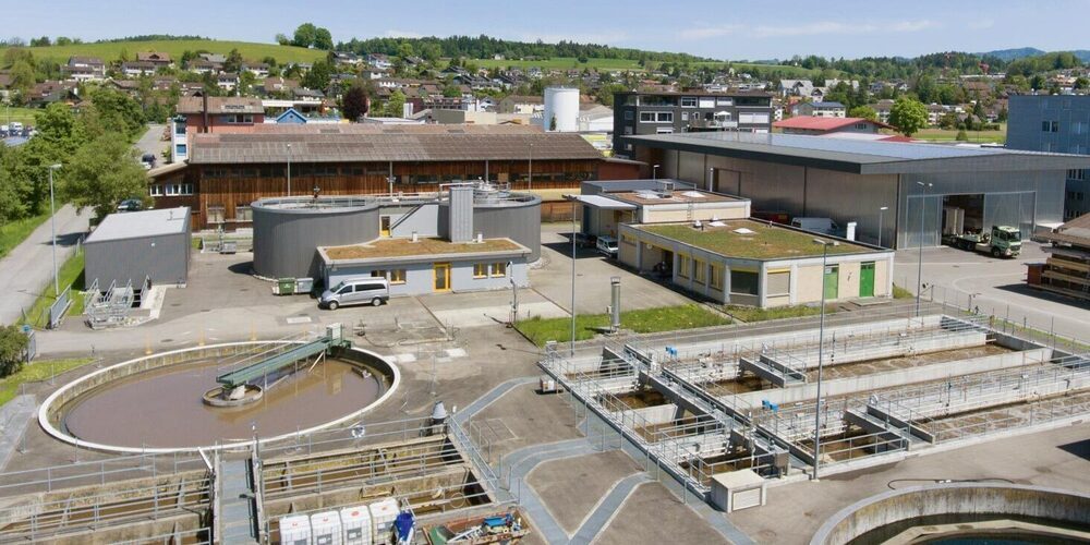 Die Gemeinde Gossau begründet die massiven Preiserhöhungen mit erheblichen Investitionen im Abwasserbereich, u.a. auch bei der ARA Gossau Grüningen (Archivbild)