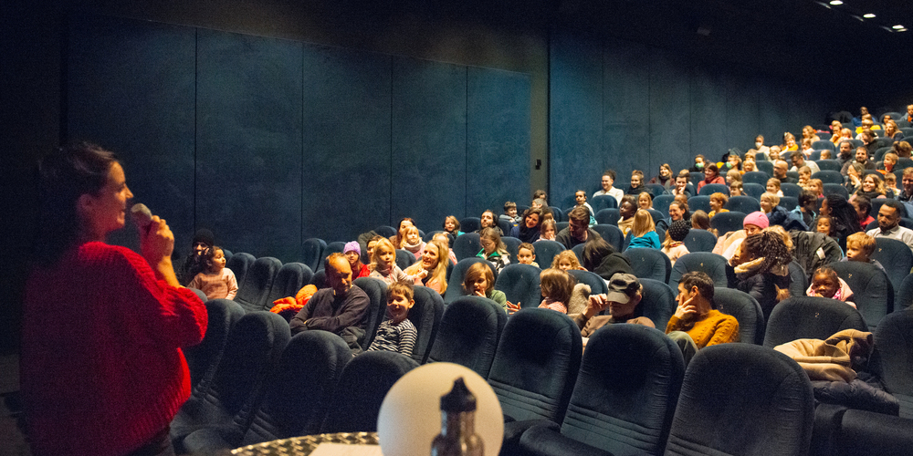 Für viele Kinder ist es der erste Besuch überhaupt im Kino.