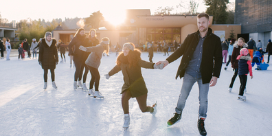 Ab kommendem Samstag gleiten Schlittschuh-Begeisterte nach der langen Sommerpause wieder über das eröffnete Eisfeld.
