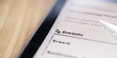 Im Kanton Schwyz sollen die Bürger künftig vor allem digital mit dem Staat verkehren. (Symbolbild)