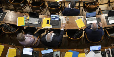 Der St. Galler Kantonsrat wird irgendwann nach der Vernehmlassung über die umstrittene Gesetzesänderung entscheiden. (Archivbild)