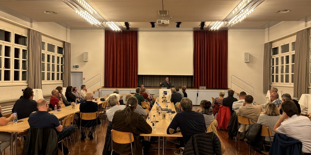 Die Veranstaltung war gut besucht; das Thema bewegt