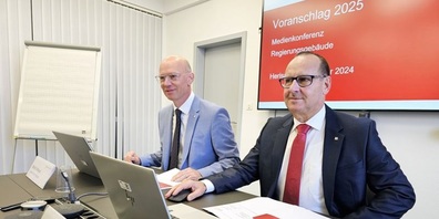Finanzdirektor Regierungsrat Hansueli Reutegger (rechts) und Leiter des Finanzamts Martin Walser. 