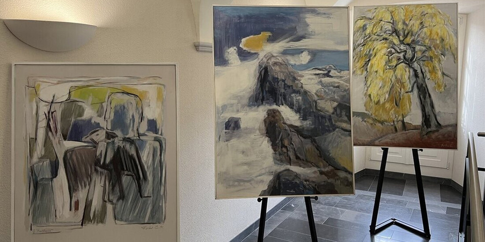 Gezeichnet und gemalt: Die Ausstellung in Sargans zeigt regionale Sujets.