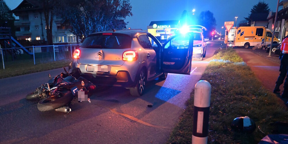 An beiden Fahrzeugen entstand Sachschaden. 