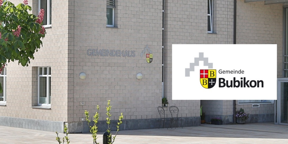 Der Gemeinderat hat beschlossen, in den weiteren Arbeiten zum neuen Erscheinungsbild das bisherige Logo für die Gemeinde und die Schule zu verwenden.