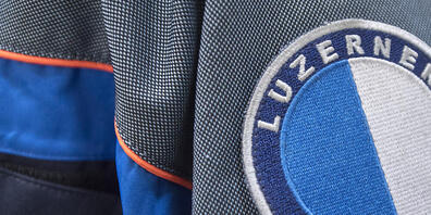 Ein 26-jähriger Mann lieferte sich am Sonntagmorgen eine Verfolgungsjagd mit der Polizei. (Archivbild)