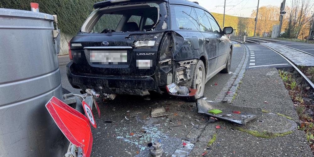 Auf der Speicherstrasse kam es zu einer heftigen Kollision.