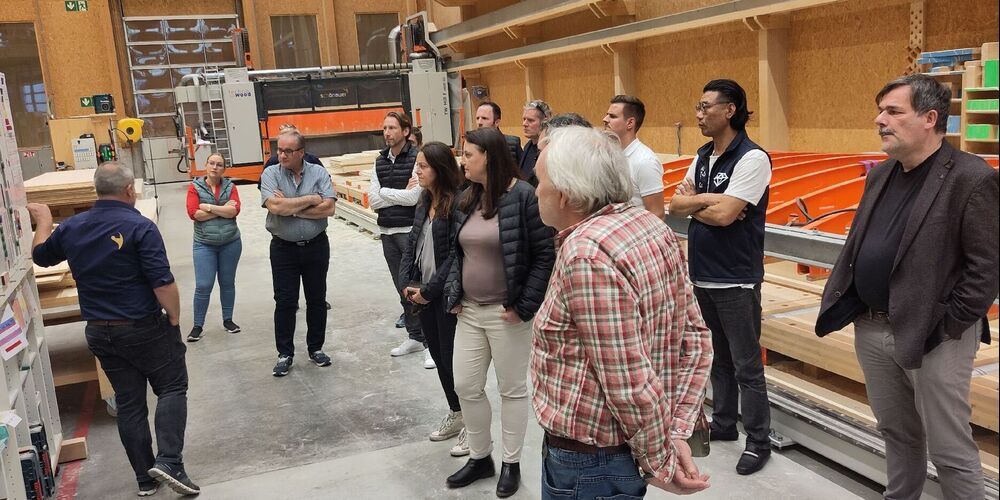 Der RMC besichtigte den Holzbauspezialisten Schönauer in Marbach