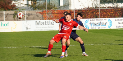 Volkan Akyildiz führt die Torschützenliste in der 2. Liga mit 10 Treffern an und wird auch die Rückrunde beim FC Montlingen bestreiten. 