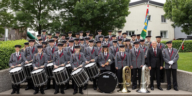 Die Musikgesellschaft Kriessern lädt zum Einchecken in ihr «Hotel» ein.