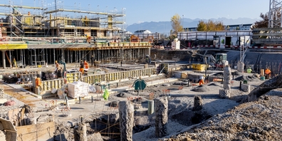 Nach anspruchsvollen Tiefbauarbeiten im ersten Baujahr wird in den kommenden Monaten der Rohbau des Joner Pflegezentrums Schachen erstellt.