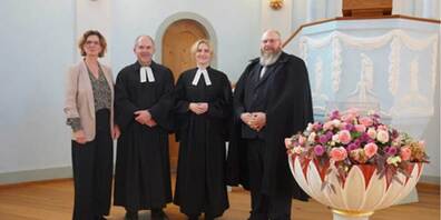 Begrüssung der neuen Pfarrerin Judit-Boróka Keil. V.l.n.r: Karin Frey-Lieberherr, Pfarrer David Last, Judit-Boróka Keil, Walter Bstieler - 