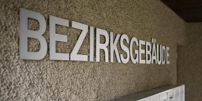 Vor dem Bezirksgericht Pfäffikon müssen sich zwei mutmassliche Online-Stalker verantworten. Sie sollen die ehemalige Zuger Kantonsrätin Jolanda Spiess-Hegglin belästigt und diffamiert haben. (Archivbild)