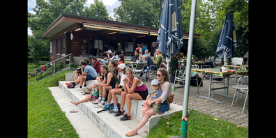 Der Tennisclub Oerlikon mit grossem Vereinsleben und viel Grün müsste weichen. Das sorgt für Unmut.