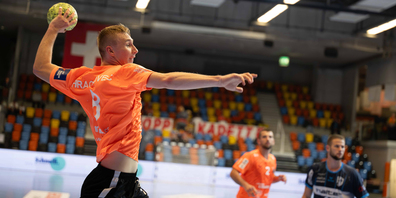 Donat Bartok und David Hrachovec (l.) fügten sich auf der rechten Seite mit viel Dynamik und Spielfreude ein.