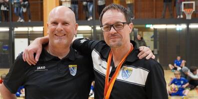  Stefan Iselin (Chef Spielbetrieb, links) und Stefan Amman (OK-Chef) freuten sich über ein gelungenes Turnier.   