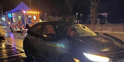 Ein Auto stiess in Bürglen TG mit einem Fussgänger zusammen.