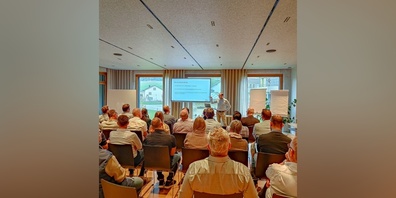 Alexander Scheidegger stellt die Resultate der Stoffflussanalyse vor.