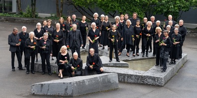 Geprägt wird das Konzert durch das «Requiem Canticorum» und Ausschnitten aus der «Son of God Mass» des kürzlich verstorbenen englischen Komponisten J. Whitbourn.