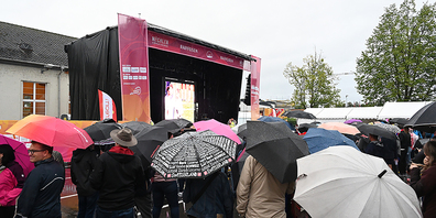 Verregnet: Das Seenachtsfest in Lachen schreibt hohe Verluste.